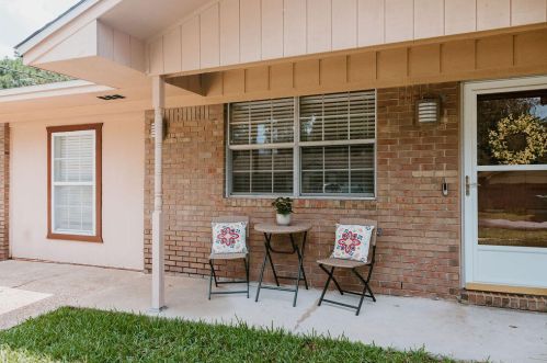 710 Meadow Ct, Fort Walton Beach, FL 32547-1013