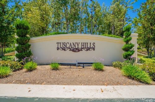 28 Del Brienza, Lake Elsinore CA  92532-0221 exterior