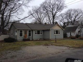 7 Market St, Prt Jefferson Station NY  11776-1503 exterior