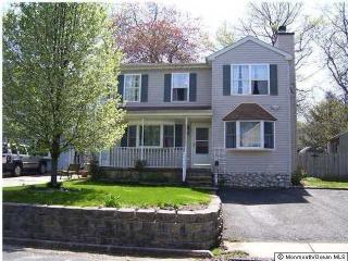 118 Hamilton Ave, Leonardo, NJ 07737-1125