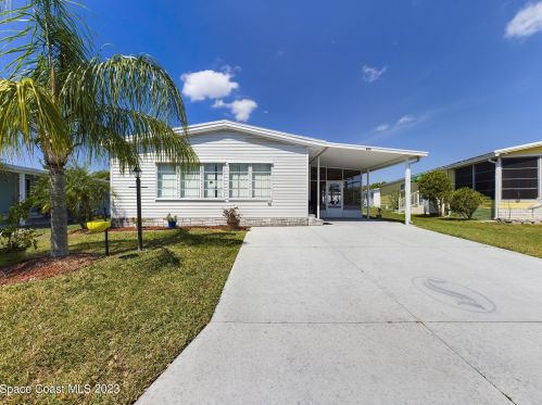 606 Dolphin Cir, Sebastian, FL 32976-2598