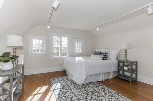 96 Undercliff Rd, Montclair NJ 07042-1718 exterior