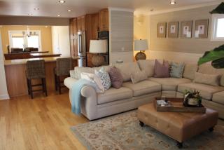 1704 Speyer Ln, Redondo Beach CA  90278-4730 exterior