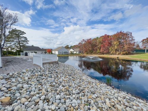 36 Winding River Rd, Lakewood NJ  08701-5733 exterior