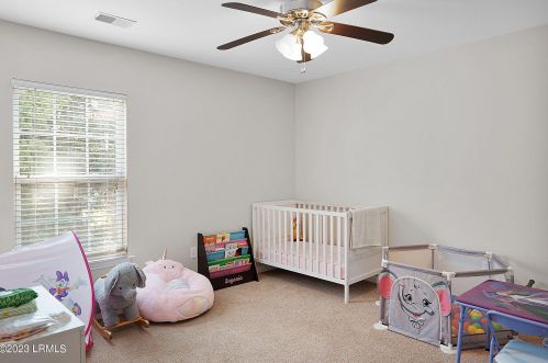 72 Shadow Moss Dr, Beaufort SC  29906-6005 exterior