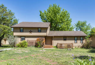 1232 Waterview Rd, Granbury TX  76048-5948 exterior