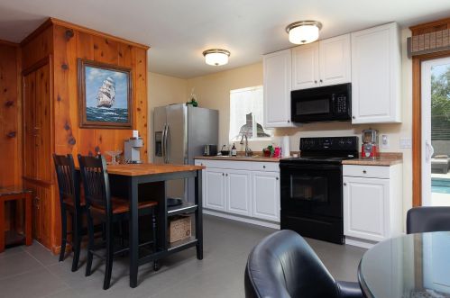 2917 Tavern Rd, Alpine CA  91901-3141 exterior