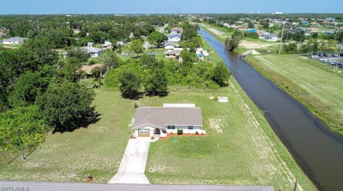 705 James Ave, Lehigh Acres FL 33971-1127 exterior