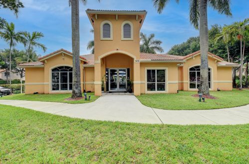 1632 Classical Blvd, Delray Beach FL  33445-1200 exterior