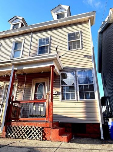 923 Lehigh St, Easton, PA 18042-4329