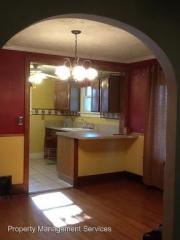 2120 Morehouse Ave, Elkhart IN  46517-2443 exterior