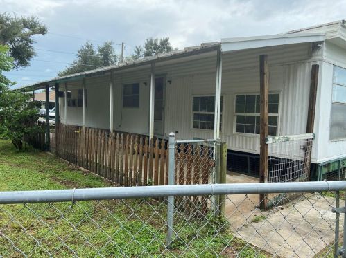 2161 Fruitland Park Cir, Eagle Lake, FL 33839-5210