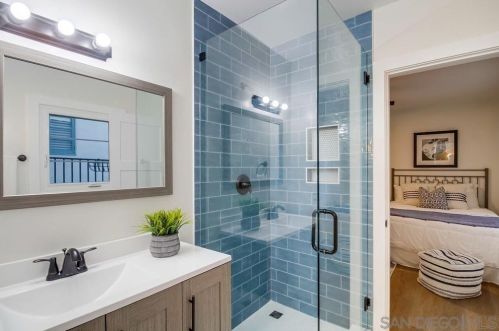 3124 Dumas St, San Diego CA 92106-1318 exterior