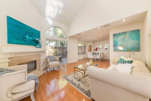 2089 Ornellas Dr, Milpitas, CA 95035-7856