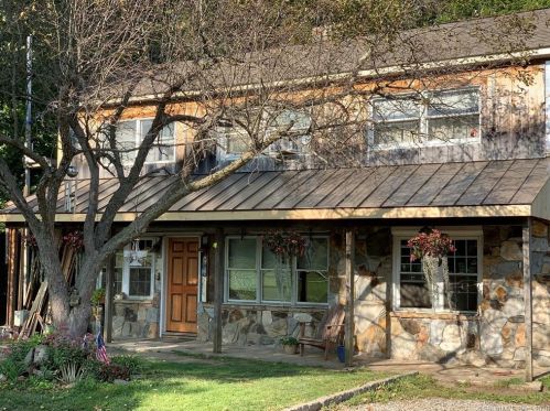 34 Sharon Station Rd, West Woods, CT 06069-2021