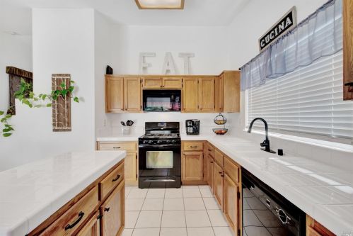 625 Evans Rd, Liberty Farms CA  95620-4272 exterior