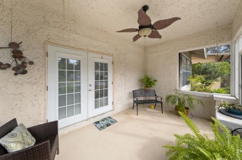 218 Acorn Dr, Titusville, FL 32780-6619