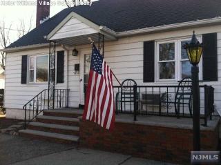 294 Luhmann Dr, N Milford NJ  07646-2327 exterior