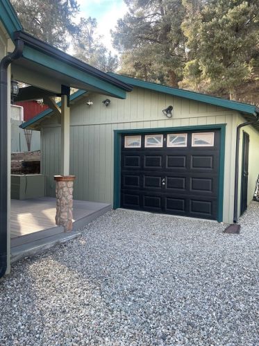409 Ivins Rd, Frazier Park, CA 93225-9468