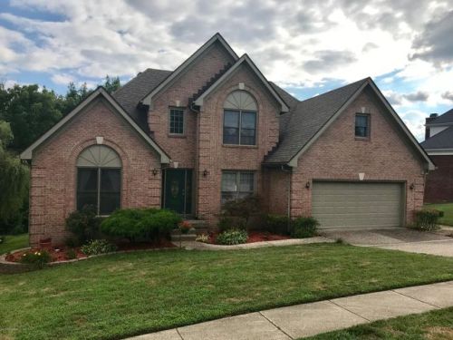 4525 Saratoga Woods Dr, Louisville, KY 40299-8331