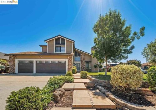 467 Hazelnut Dr, Oakley, CA 94561-2406