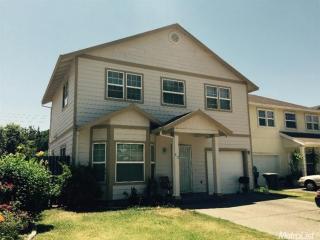 812 Union St, Sacramento, CA 95838-4363