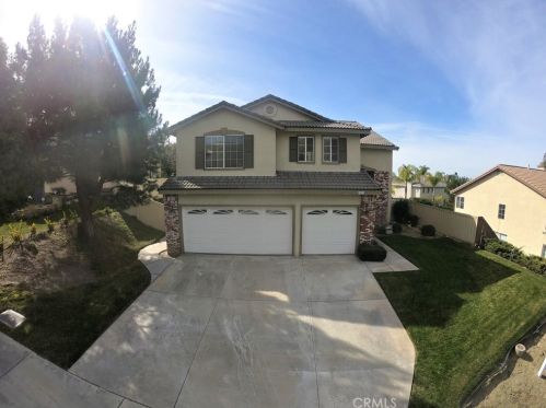 1371 Kirkmichael Cir, Riverside CA  92507-8426 exterior