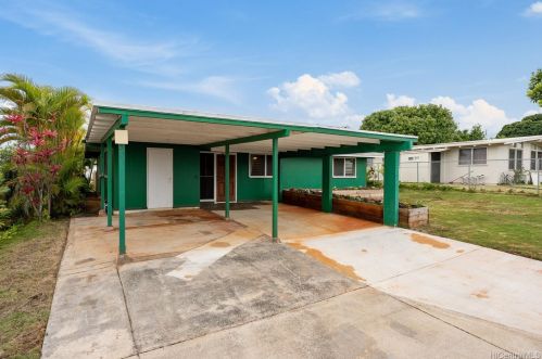 2170 Aamanu St, Pearl City HI  96782-1306 exterior