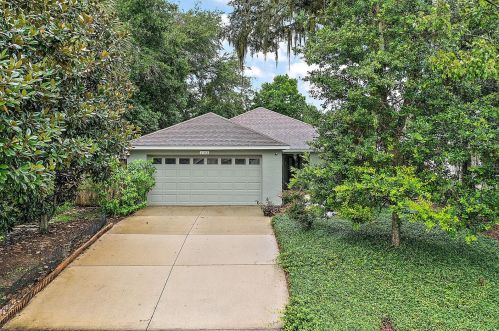 1103 Juniper Ct, Tavares FL  32778-4987 exterior