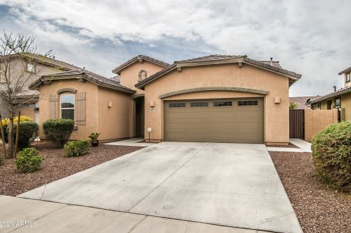 4894 Wade Dr, Gilbert, AZ 85298-2237