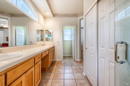 6479 Pine Valley Dr, Santa Rosa CA  95409-5891 exterior