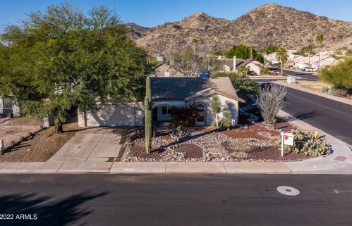 10602 42nd St, Phoenix, AZ 85044-1302