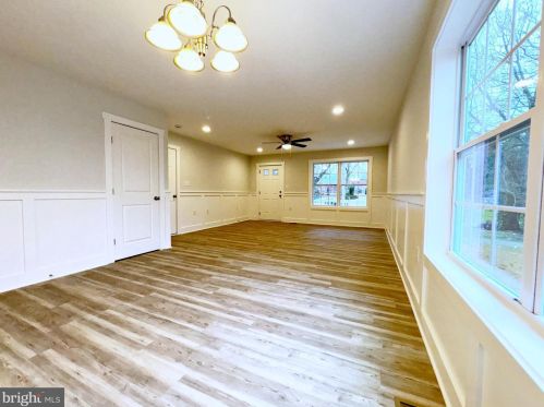 810 Beckwith St, Charles Town WV  25414-1439 exterior