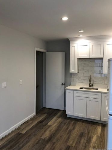 146 Howard Ave, Ansonia CT  06401-1745 exterior