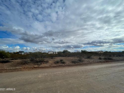 32518 226th Dr, Wittmann, AZ 85361-5004