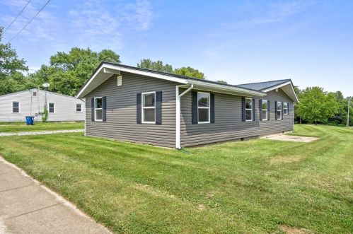 432 Thorne Ave, Wilmington OH  45177-1222 exterior