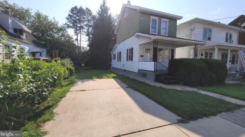 1043 Lyndale Ave, Trenton, NJ 08629-2506