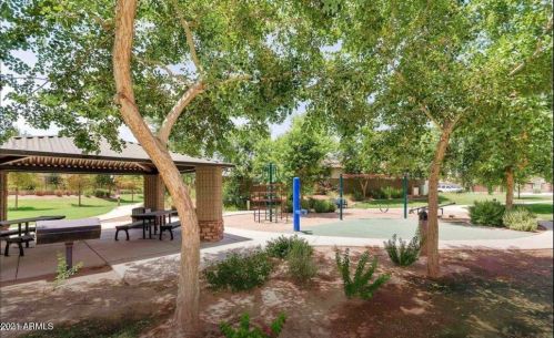 4926 Quiet Way, Gilbert AZ  85298-0648 exterior