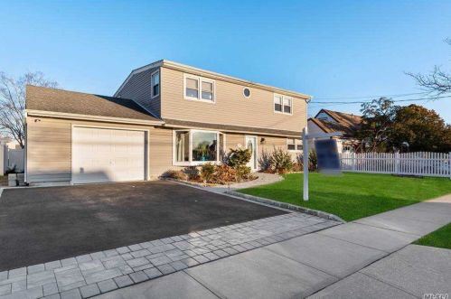 139 Belmill Rd, North Bellmore, NY 11710-4500