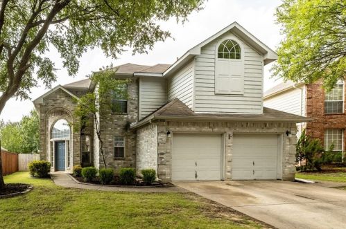 4816 Misty Ridge Dr, Fort Worth, TX 76137-1583
