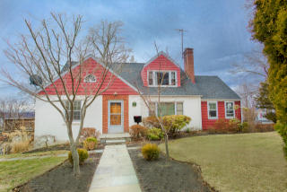 11 Yates Ave, Crotonville, NY 10562-2411