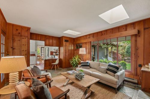 1095 Pine Tree Ln, Sebastopol CA  95472-2681 exterior