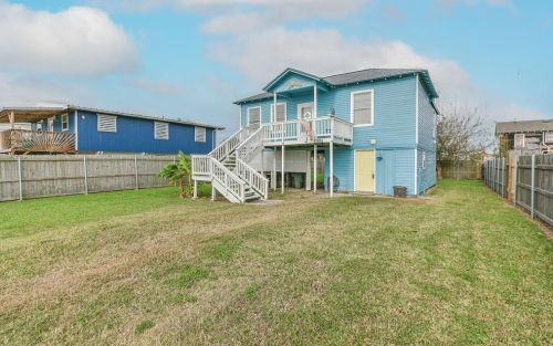 11816 David St, Galveston, TX 77554-6342