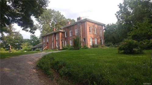 9645 Putnam Rd, Batavia, NY 14020-9798