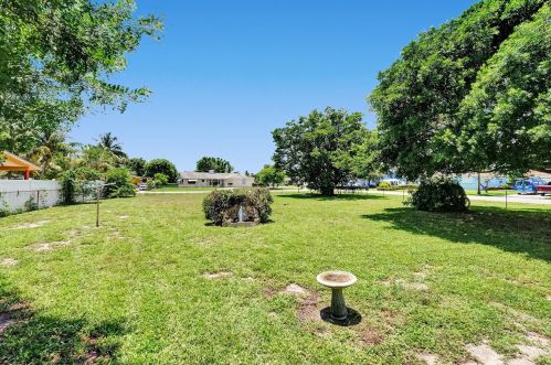 2590 Lake Ida Rd, Delray Beach, FL 33445-2376
