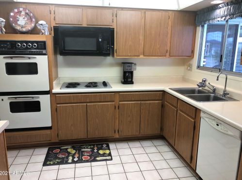 12608 Seneca Dr, Sun City AZ  85375-4636 exterior