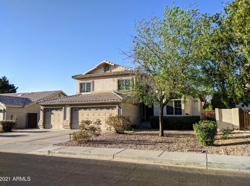 928 Horseshoe Ave, Gilbert, AZ 85233-5707