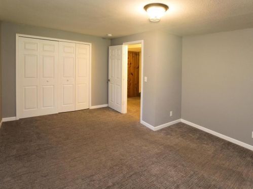 304 Greenvale Ave, Waterford MN  55057-1413 exterior