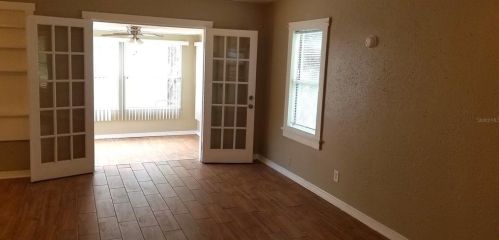 1420 25th St, Saint Petersburg FL  33713-5650 exterior