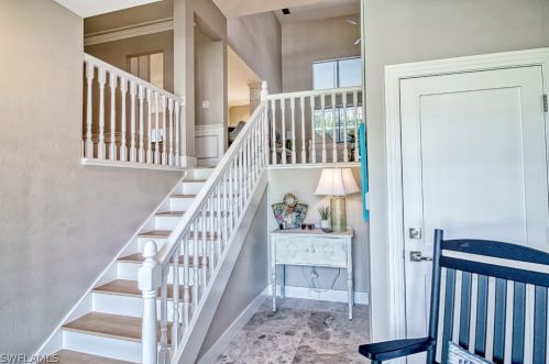 466 Sea Oats Dr, Sanibel FL  33957-5413 exterior